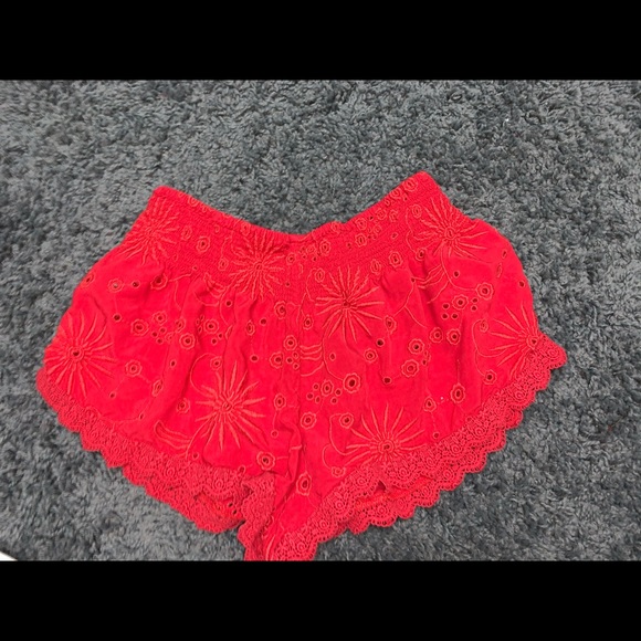 Laced shorts - Picture 1 of 2